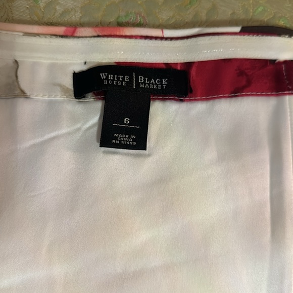 White House Black Market, size 6, side zip bustier - Picture 5 of 6